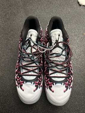 Jordan Drip-Graphic Basketball Sneakers - White/Black/Pink/Blue